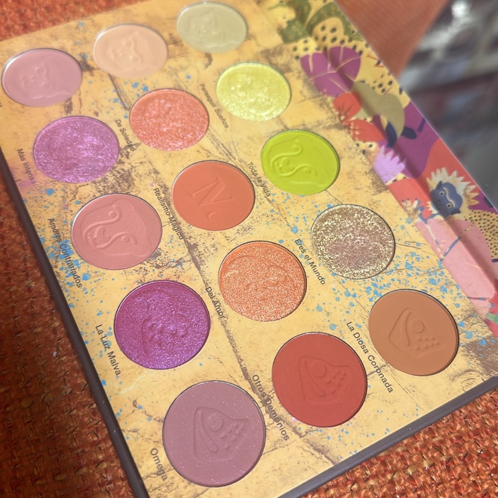 Nomad Cartagena Magica 15 Pan Palette - Picture 6 of 6